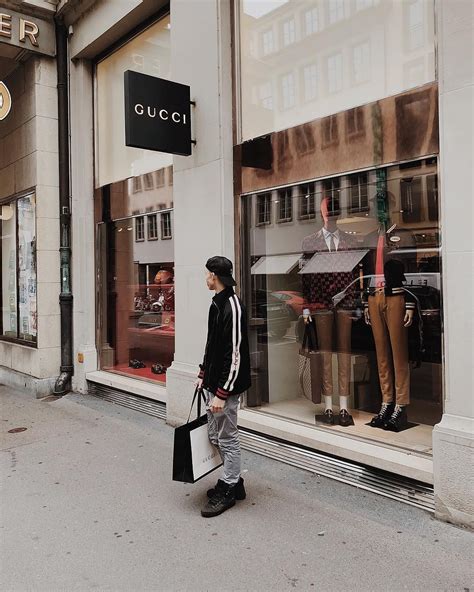 men's gucci store near me|gucci store locations near me.